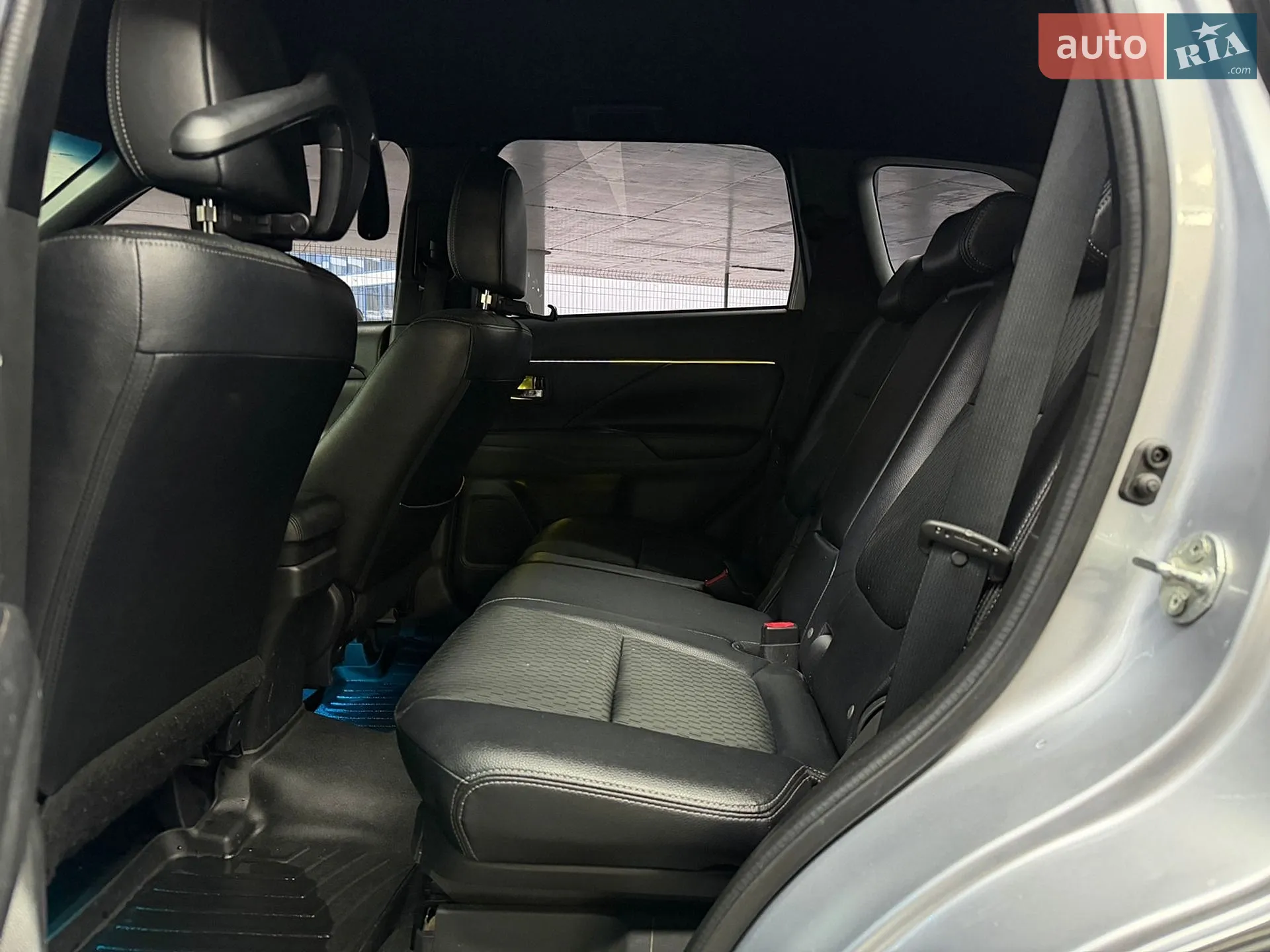 2014 Mitsubishi Outlander - мініатюра 24