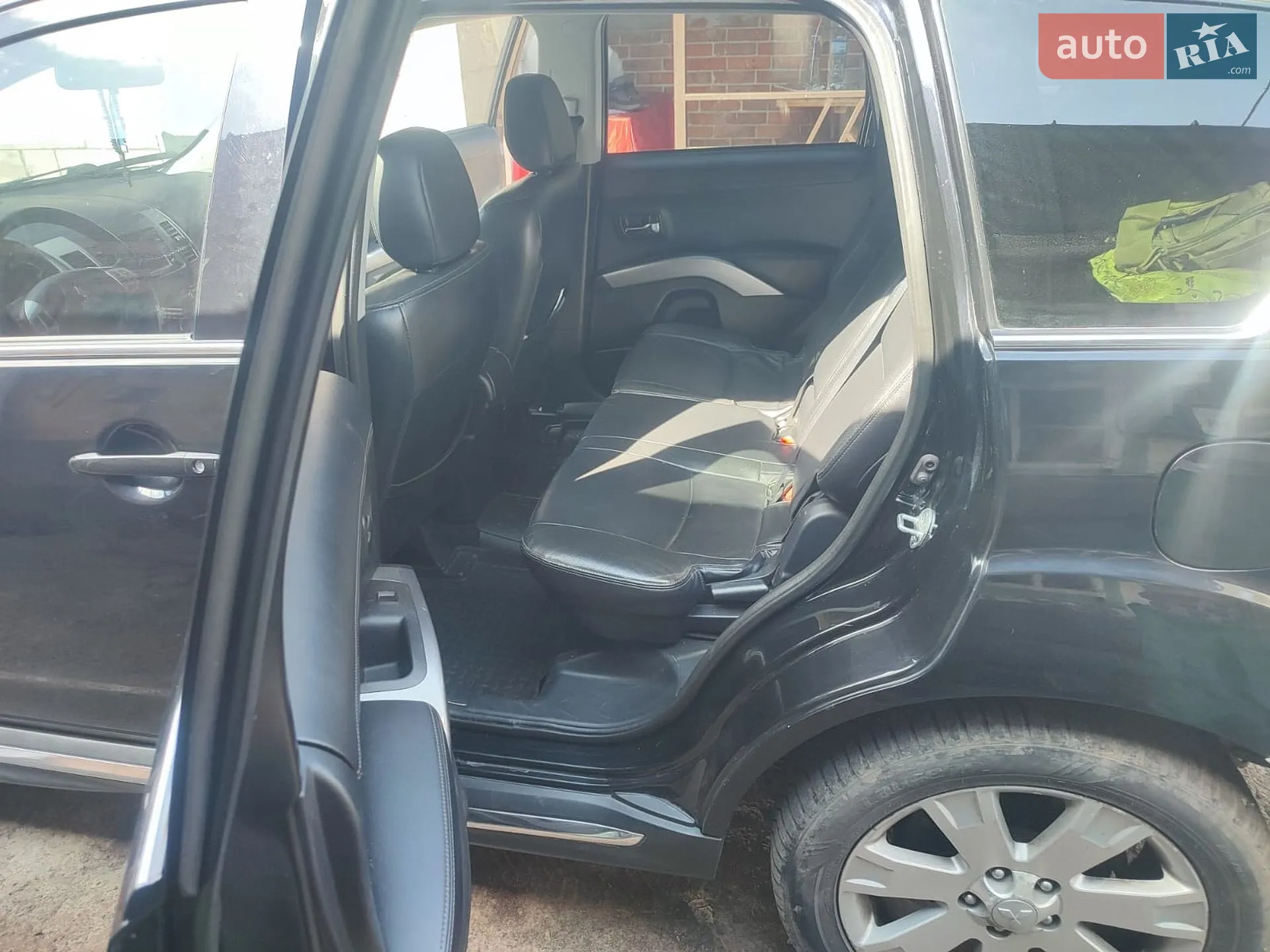 2010 Mitsubishi Outlander - мініатюра 10