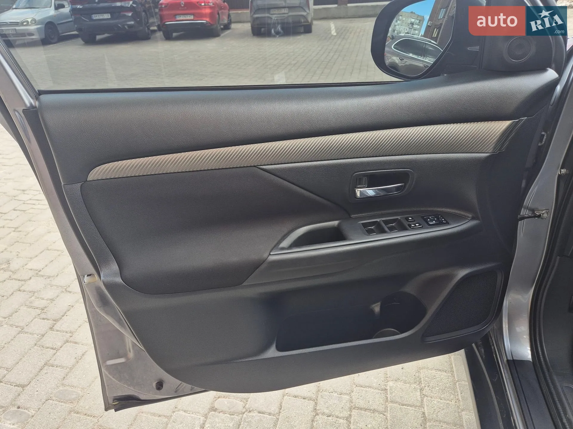 2012 Mitsubishi Outlander - мініатюра 22