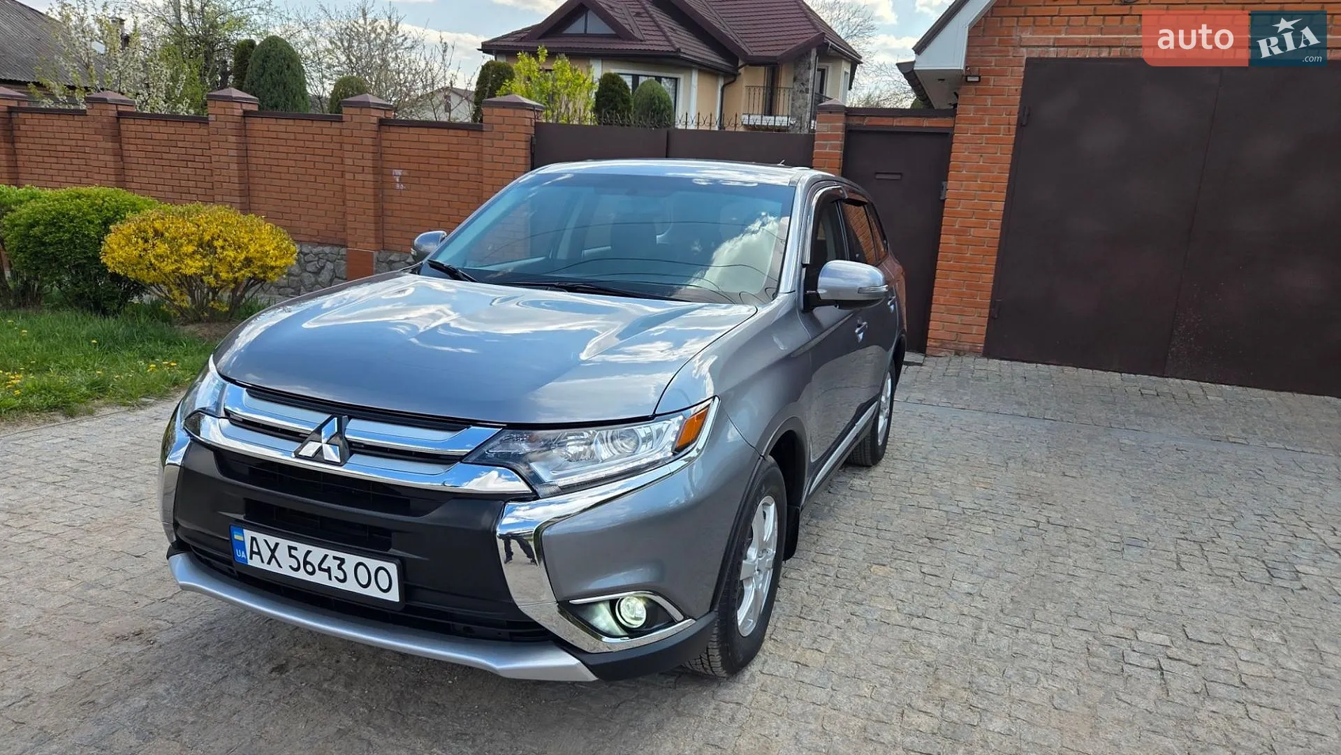 2016 Mitsubishi Outlander - мініатюра 6