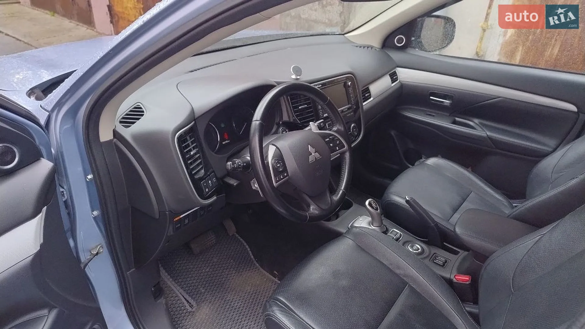 2013 Mitsubishi Outlander - мініатюра 14