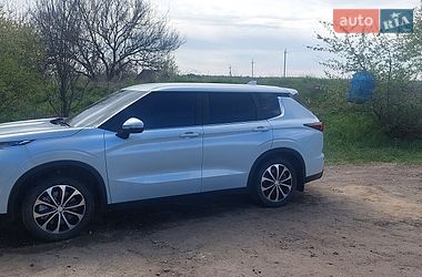 Позашляховик / Кросовер Mitsubishi Outlander 2021 в Кропивницькому