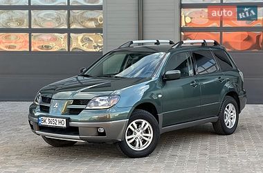 Позашляховик / Кросовер Mitsubishi Outlander 2003 в Сарнах