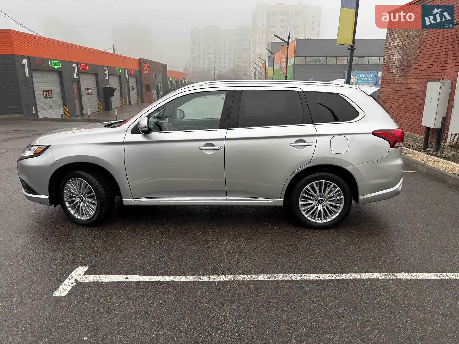 2019 Mitsubishi Outlander - мініатюра 5
