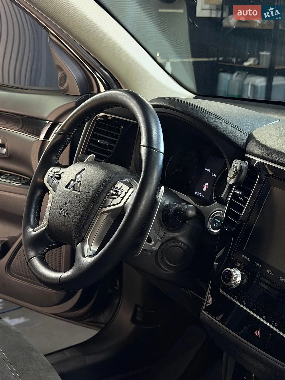 2020 Mitsubishi Outlander - мініатюра 11