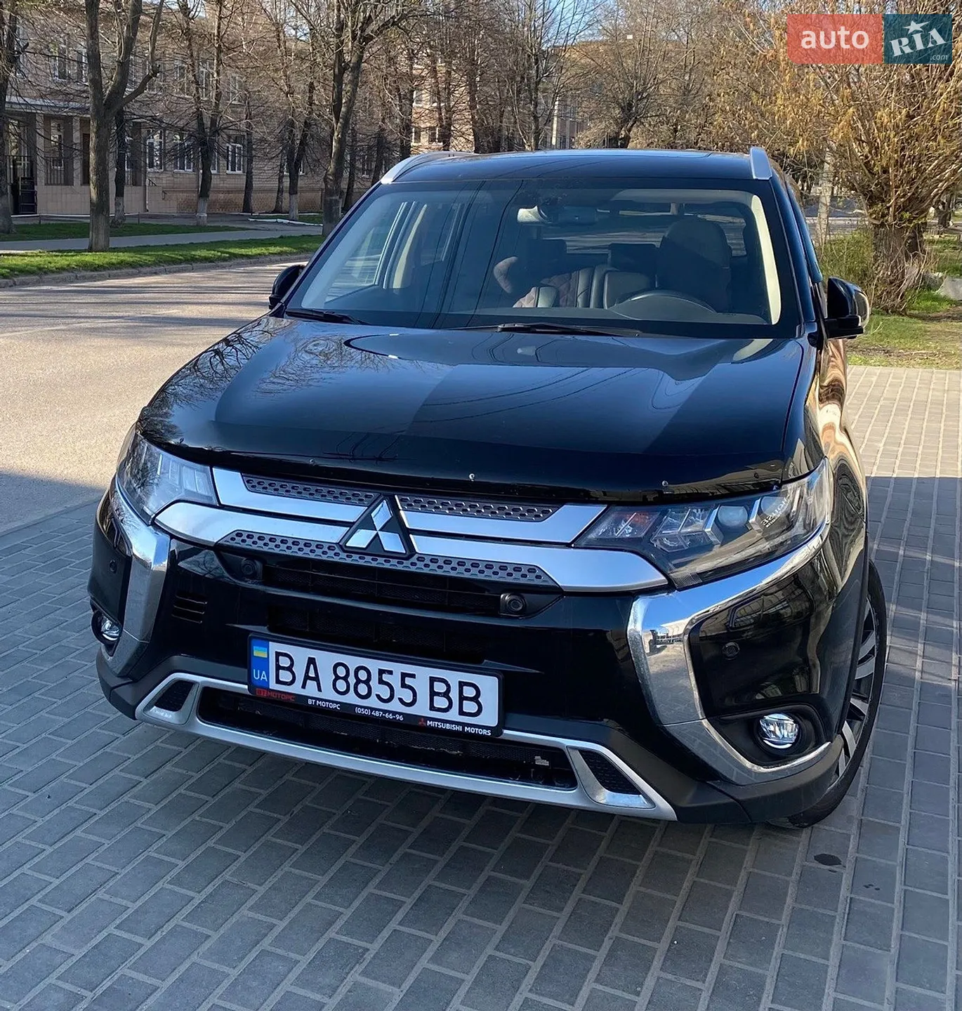 2020 Mitsubishi Outlander - мініатюра 3