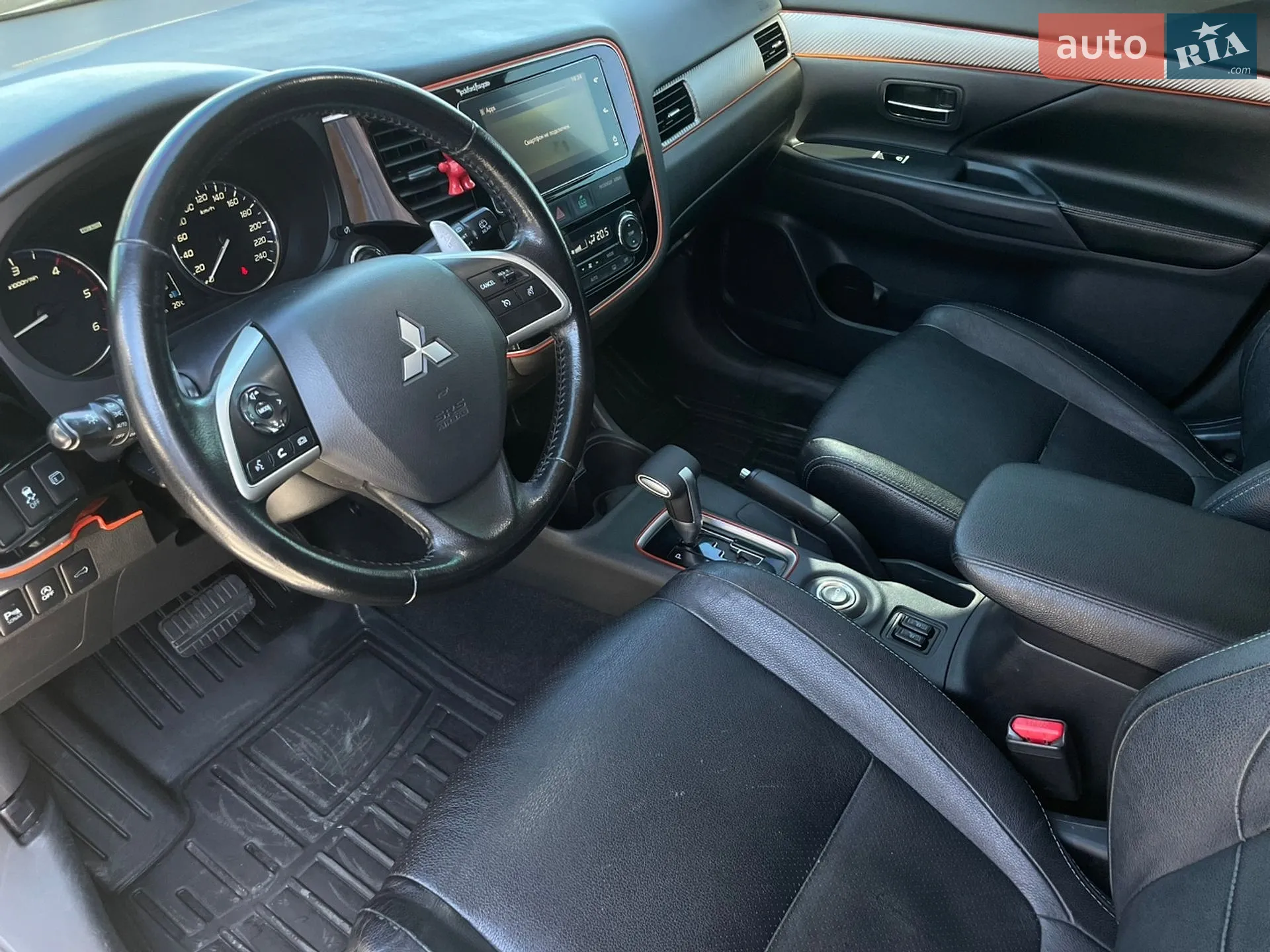 2015 Mitsubishi Outlander - мініатюра 12
