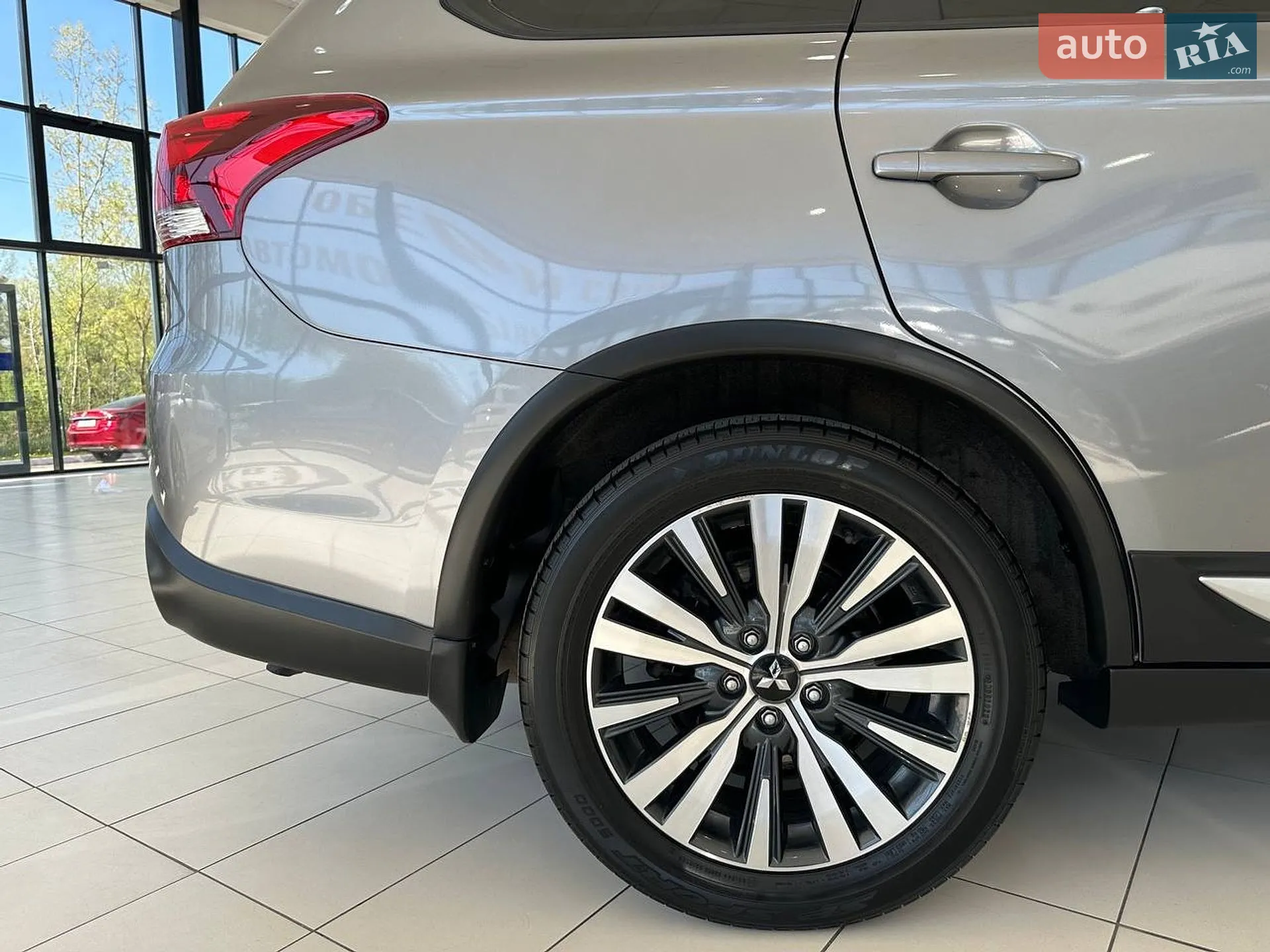 2020 Mitsubishi Outlander - мініатюра 22