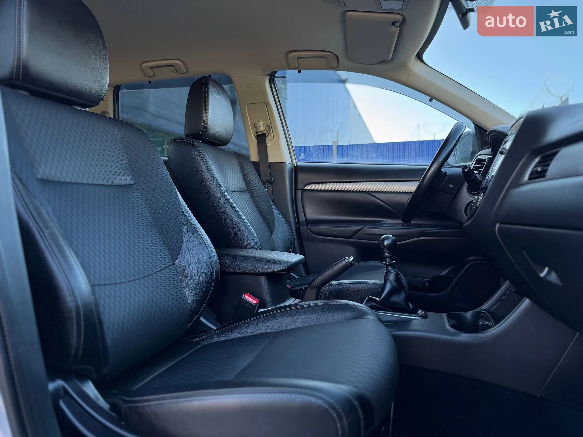 2015 Mitsubishi Outlander - мініатюра 49