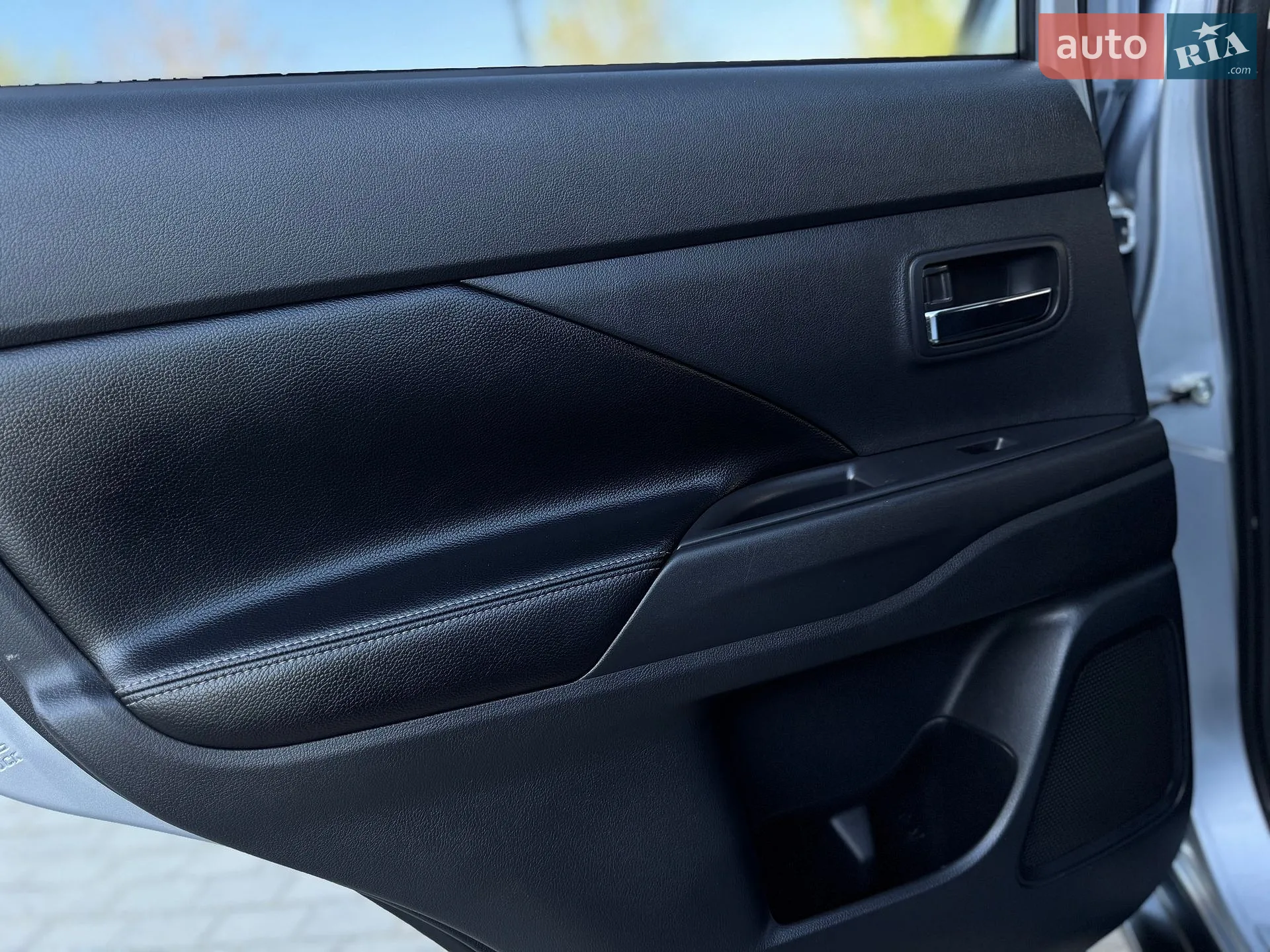 2015 Mitsubishi Outlander - мініатюра 75