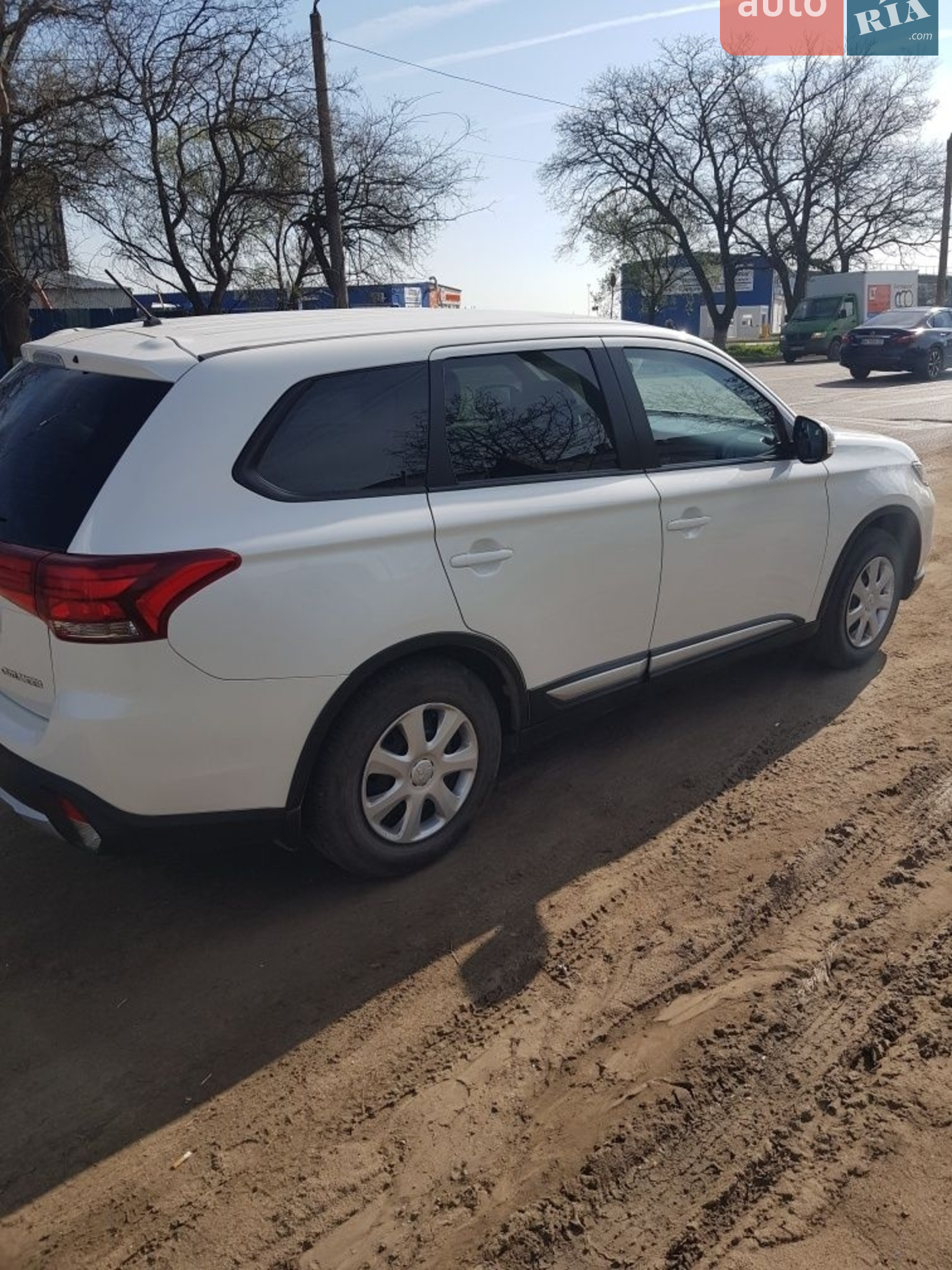 2016 Mitsubishi Outlander - мініатюра 4