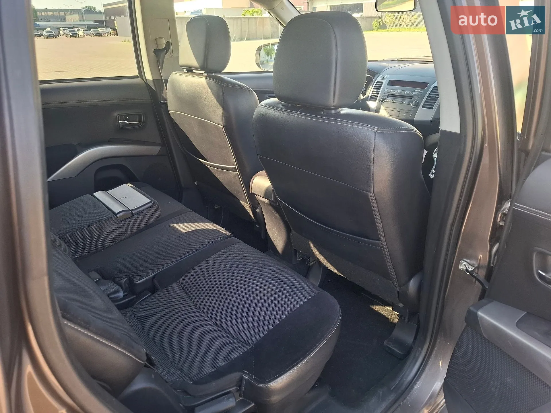 2010 Mitsubishi Outlander - мініатюра 28