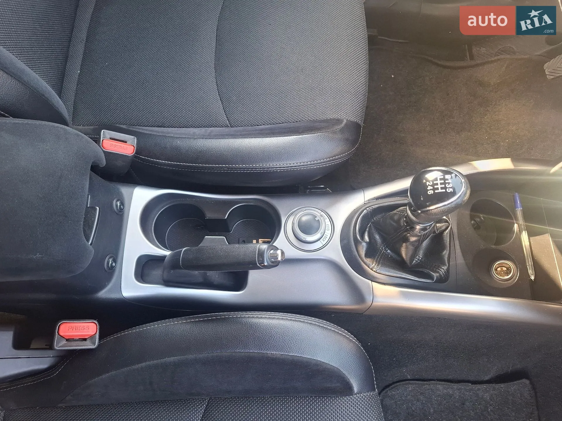 2010 Mitsubishi Outlander - мініатюра 33
