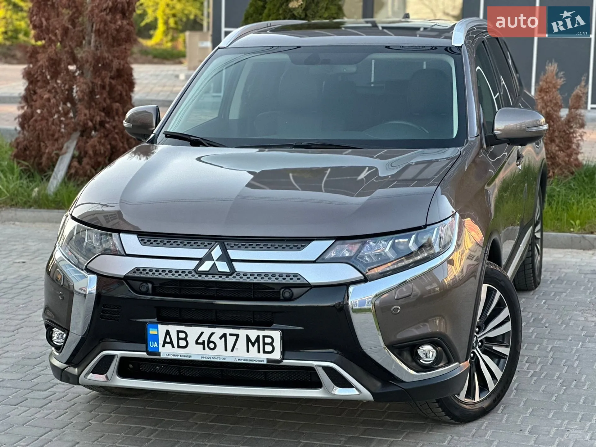 2019 Mitsubishi Outlander - мініатюра 38