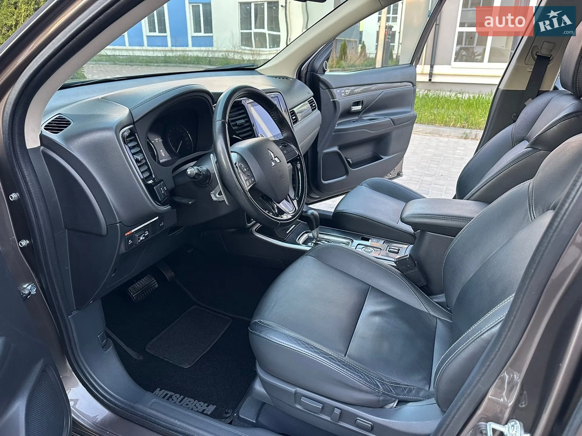 2019 Mitsubishi Outlander - мініатюра 74