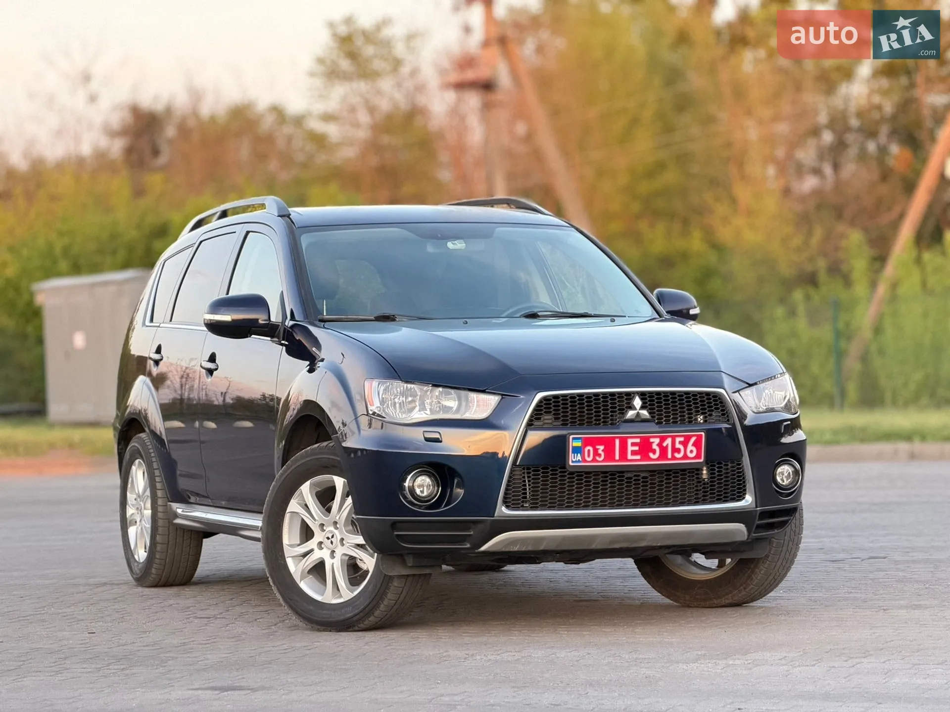 2010 Mitsubishi Outlander - мініатюра 11