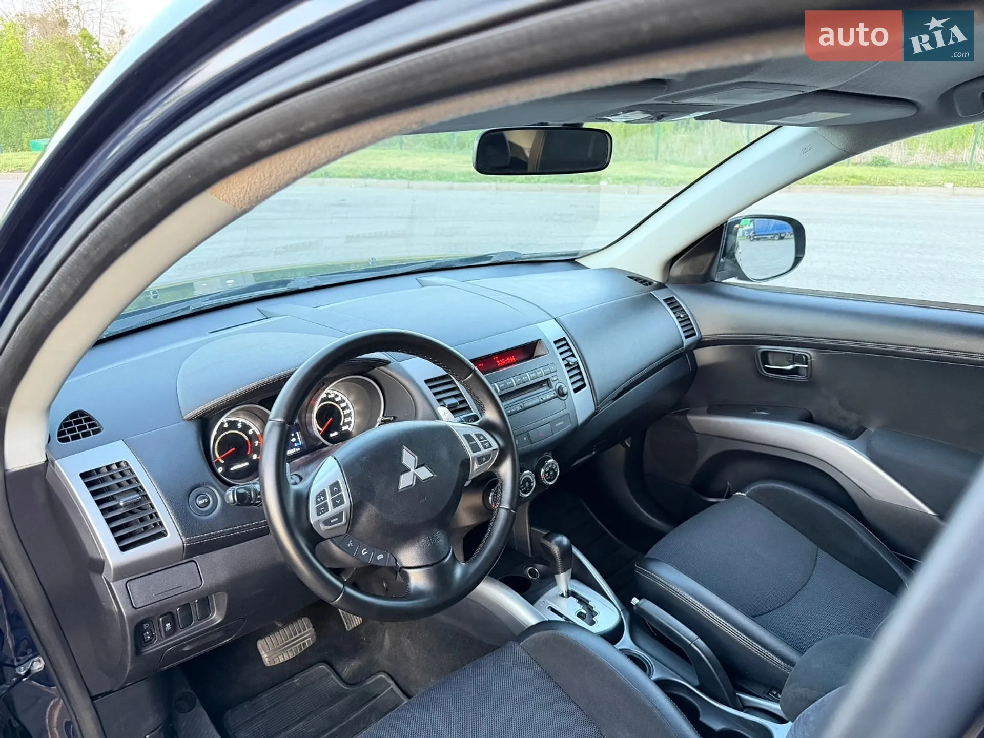 2010 Mitsubishi Outlander - мініатюра 25