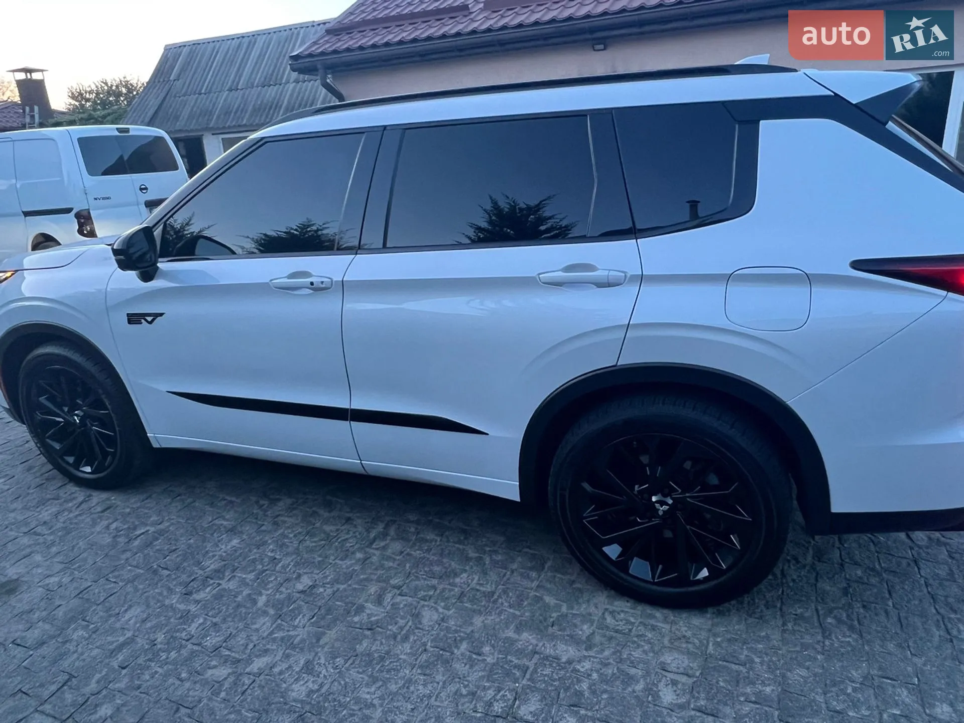 2023 Mitsubishi Outlander - мініатюра 5