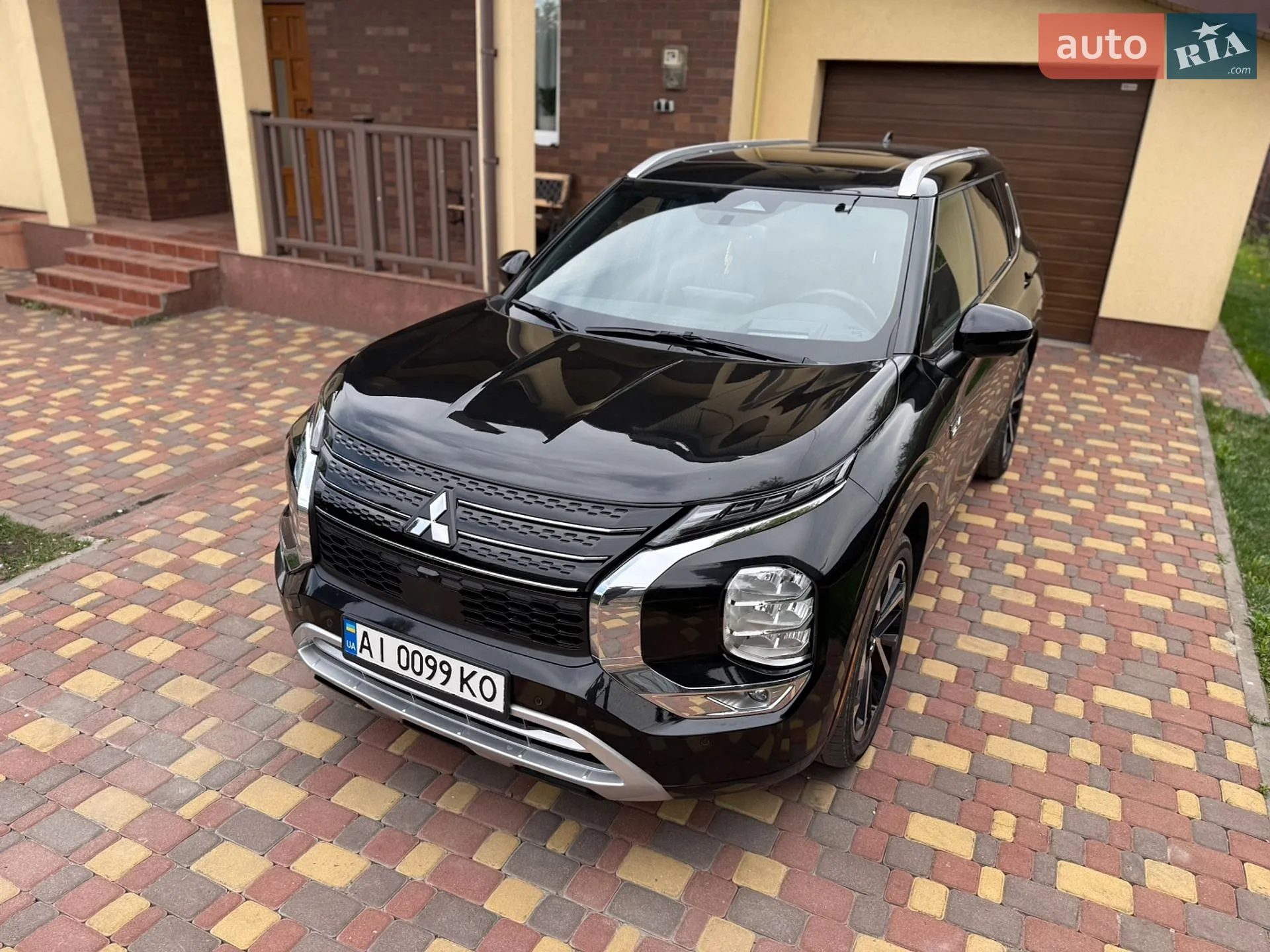 2023 Mitsubishi Outlander - мініатюра 4