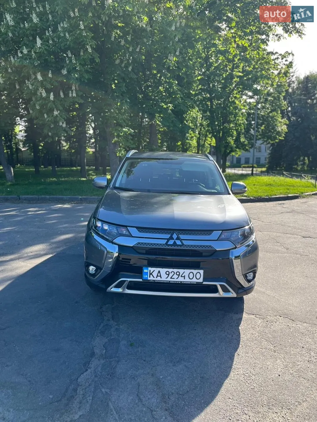 2023 Mitsubishi Outlander - фото 1
