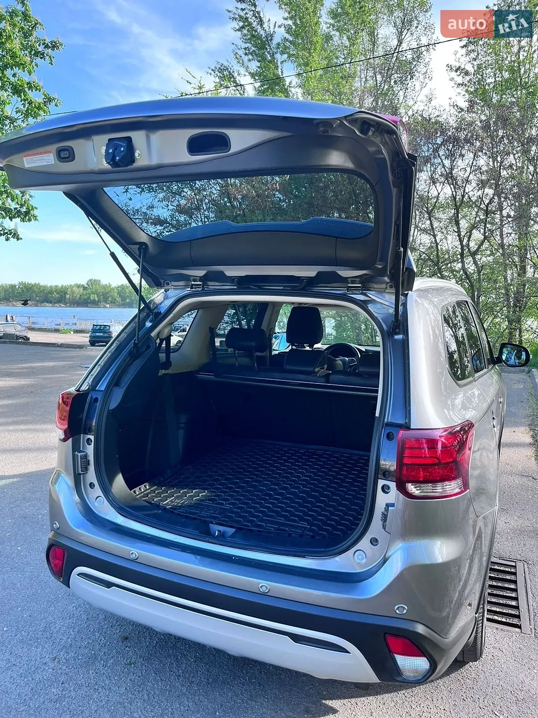 2023 Mitsubishi Outlander - мініатюра 9