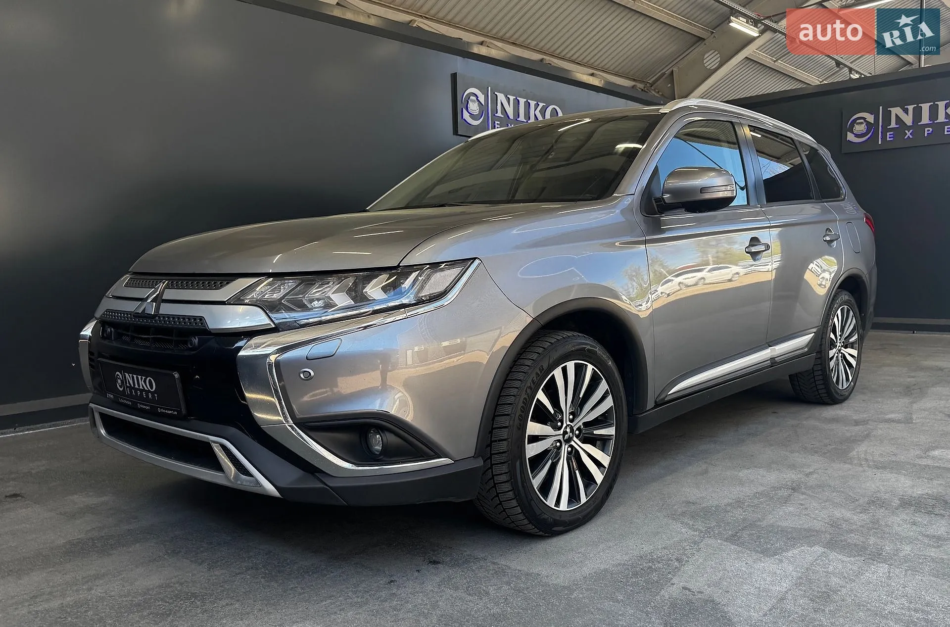 2021 Mitsubishi Outlander - мініатюра 6
