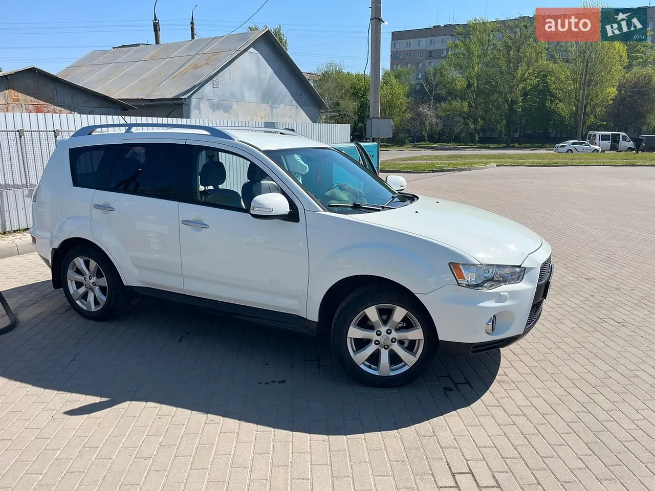 2010 Mitsubishi Outlander - мініатюра 34
