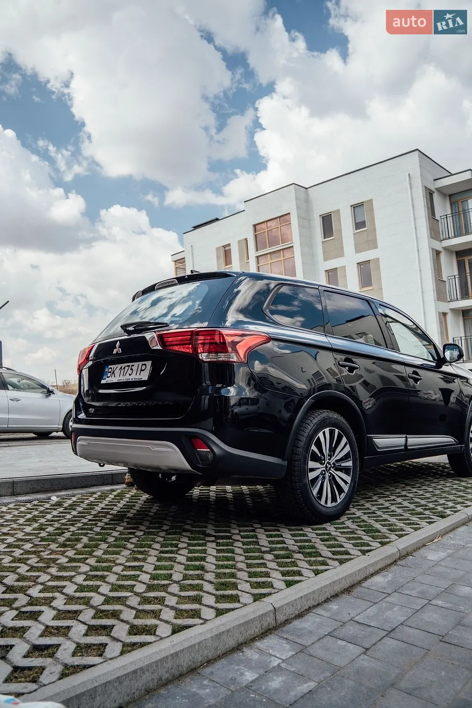 2019 Mitsubishi Outlander - мініатюра 7