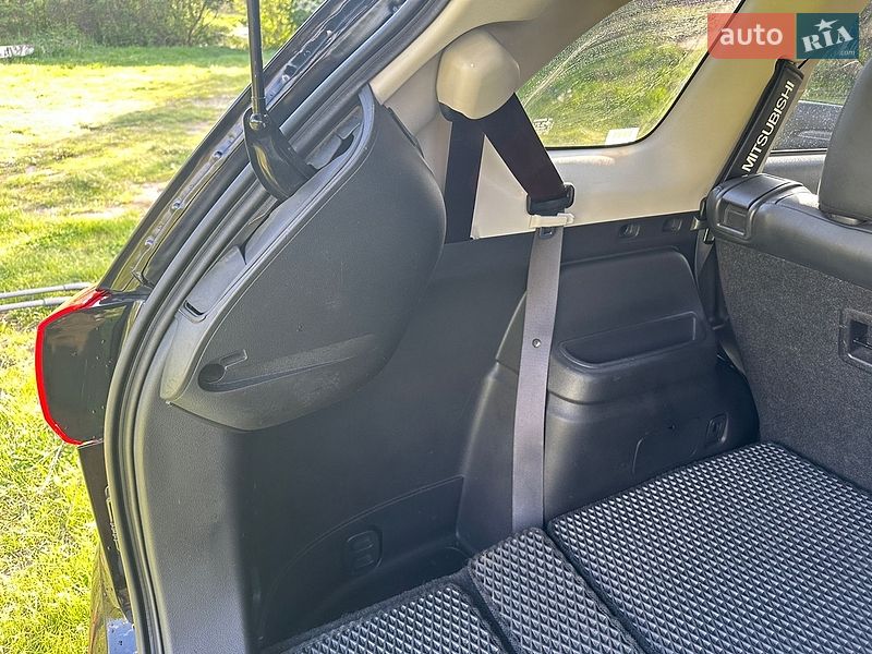 Внедорожник / Кроссовер Mitsubishi Outlander 2020 в Харькове