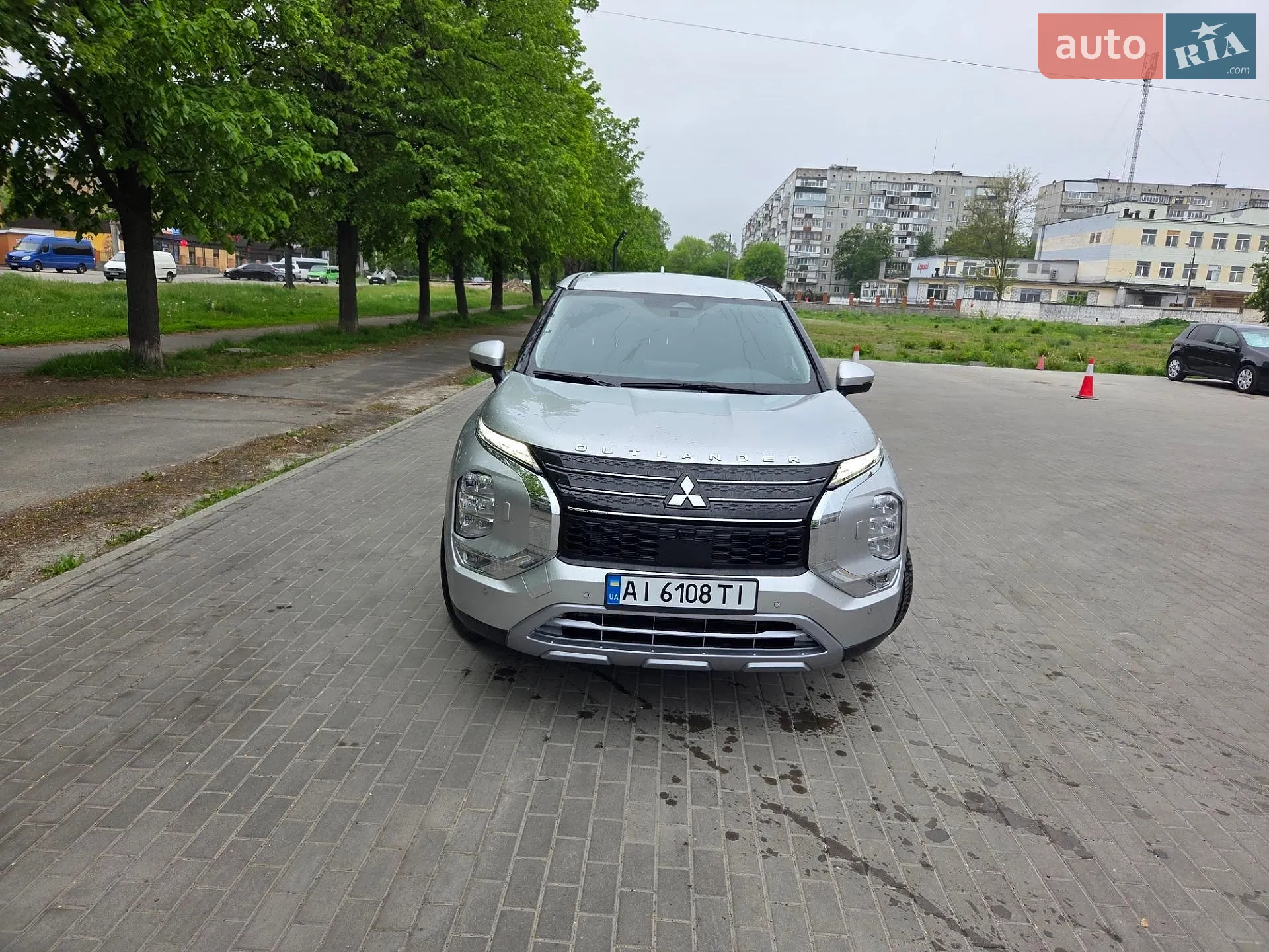 2023 Mitsubishi Outlander - мініатюра 2