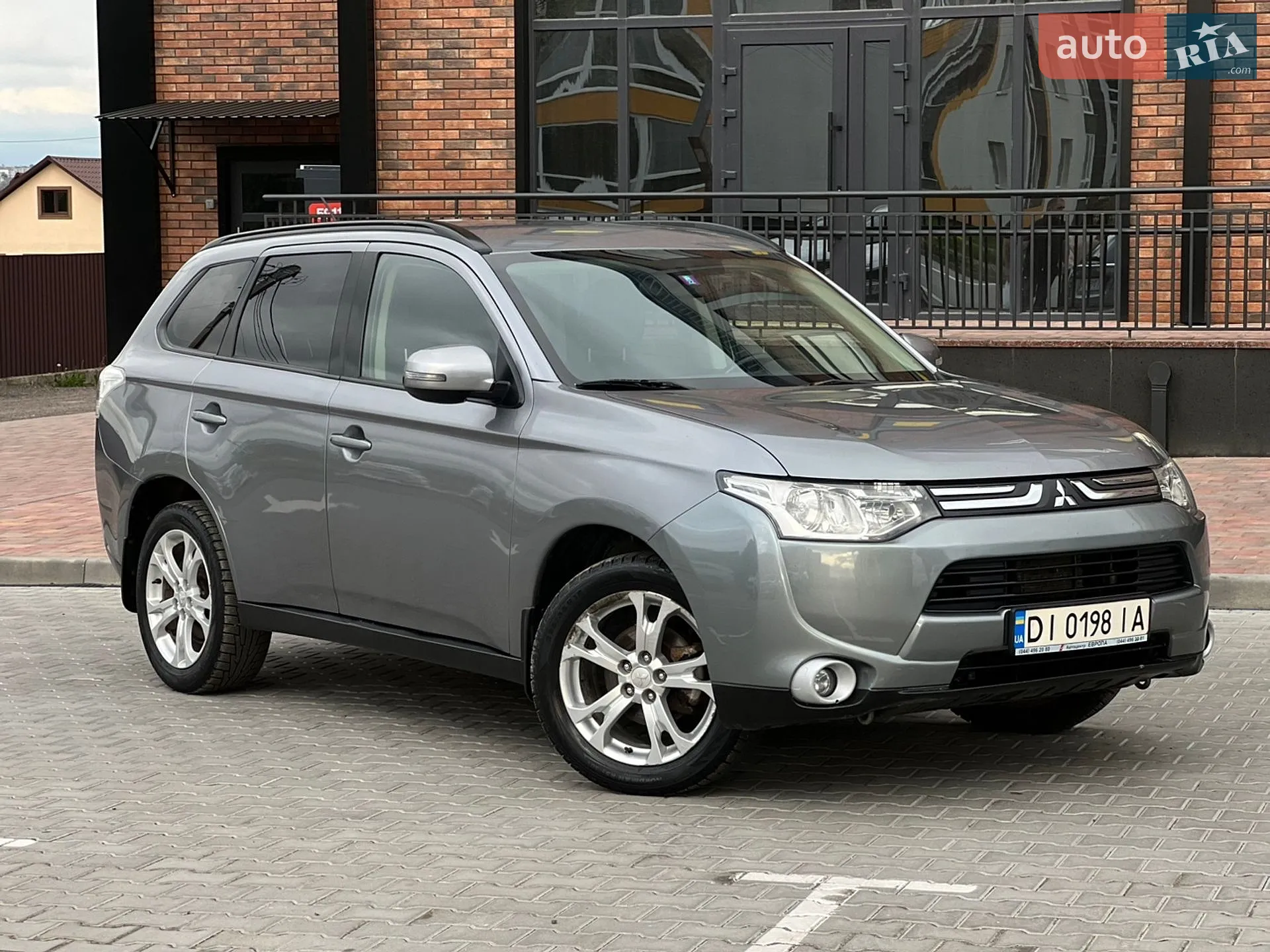 2013 Mitsubishi Outlander - мініатюра 7