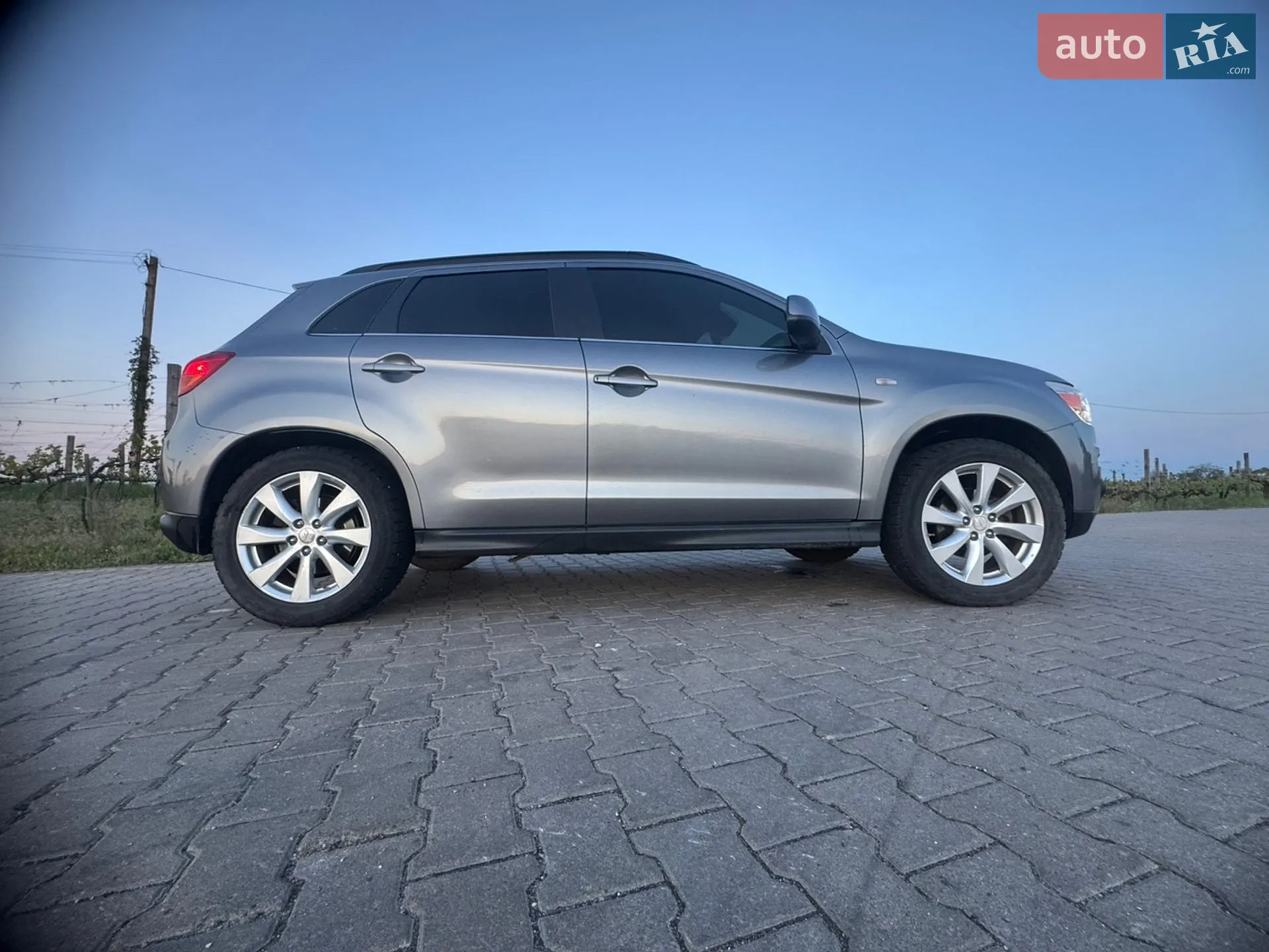 2012 Mitsubishi Outlander - мініатюра 6