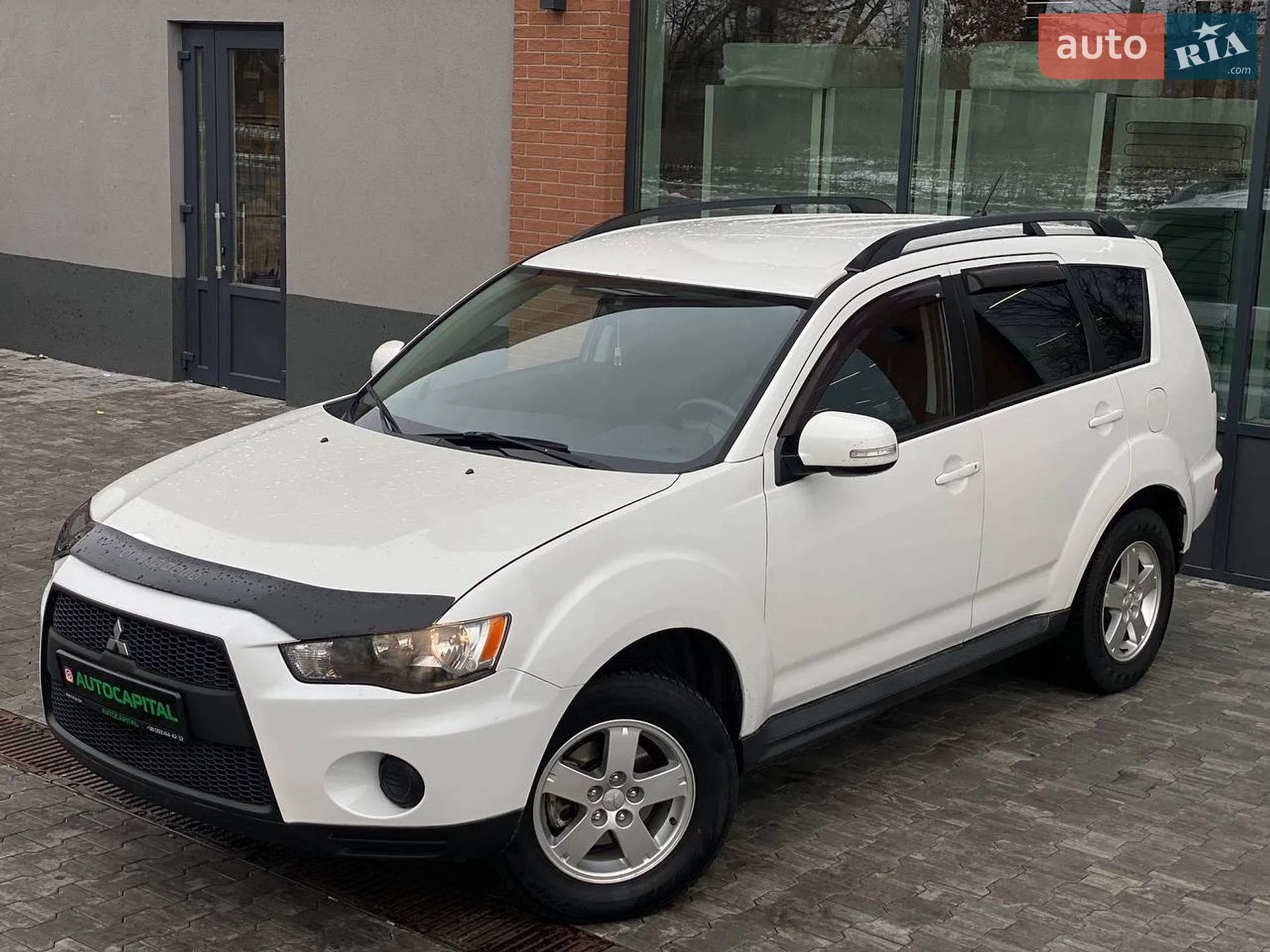 2011 Mitsubishi Outlander - мініатюра 2