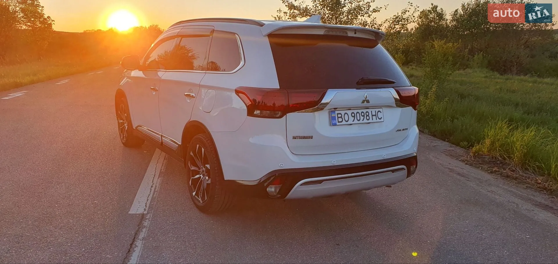 2018 Mitsubishi Outlander - мініатюра 5