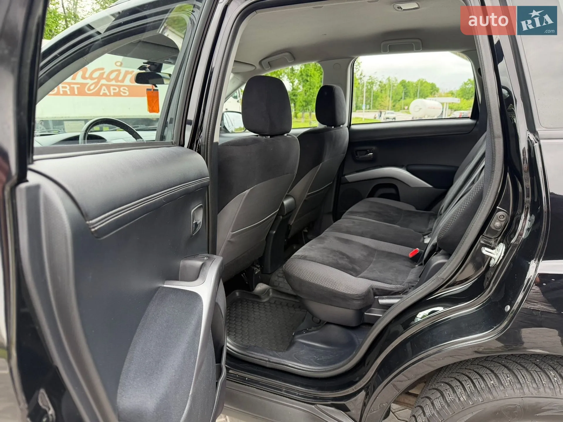 2012 Mitsubishi Outlander - мініатюра 12