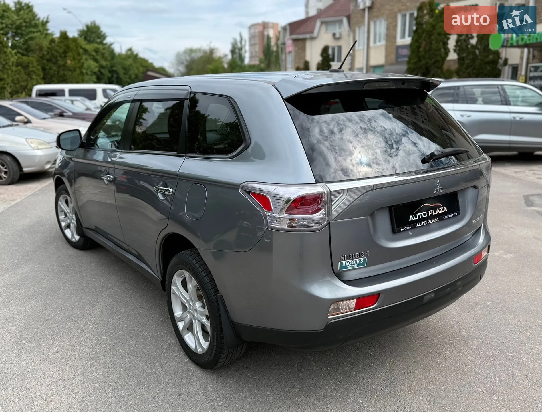 2013 Mitsubishi Outlander - мініатюра 29