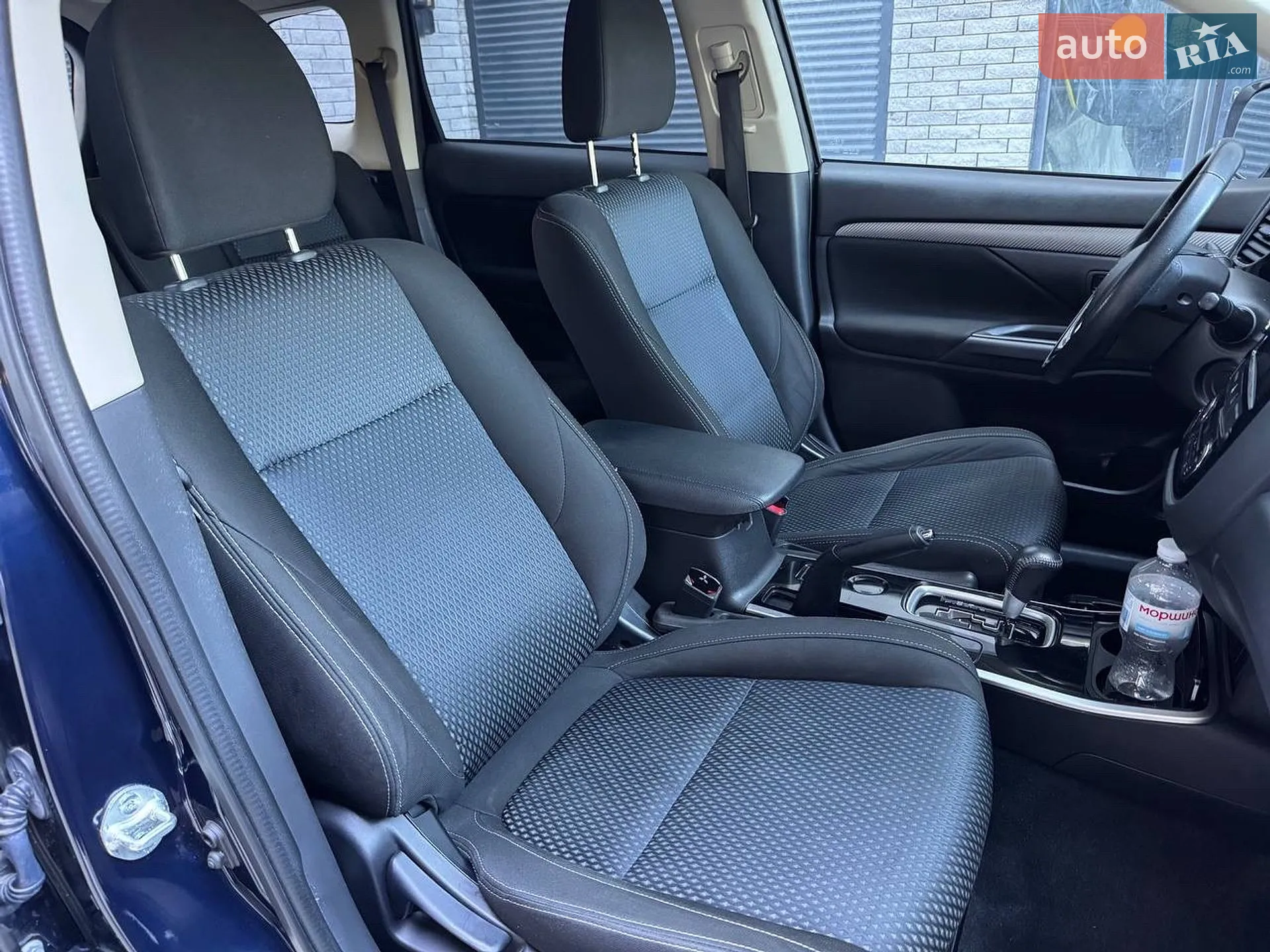 2018 Mitsubishi Outlander - мініатюра 27