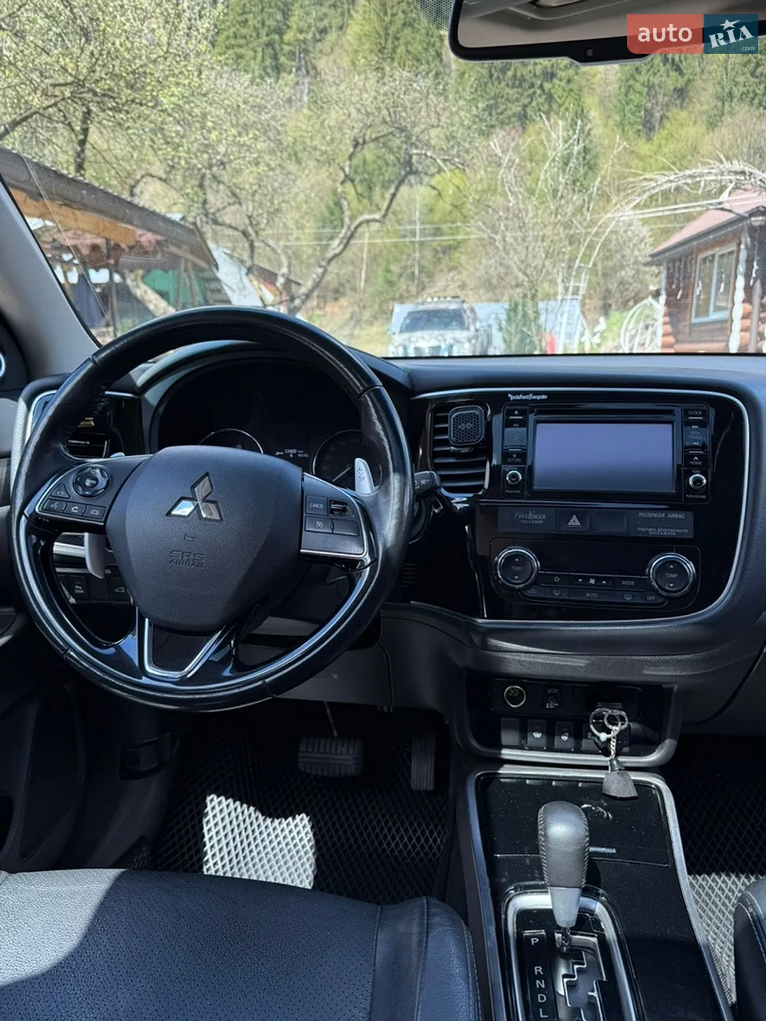 2017 Mitsubishi Outlander - мініатюра 18