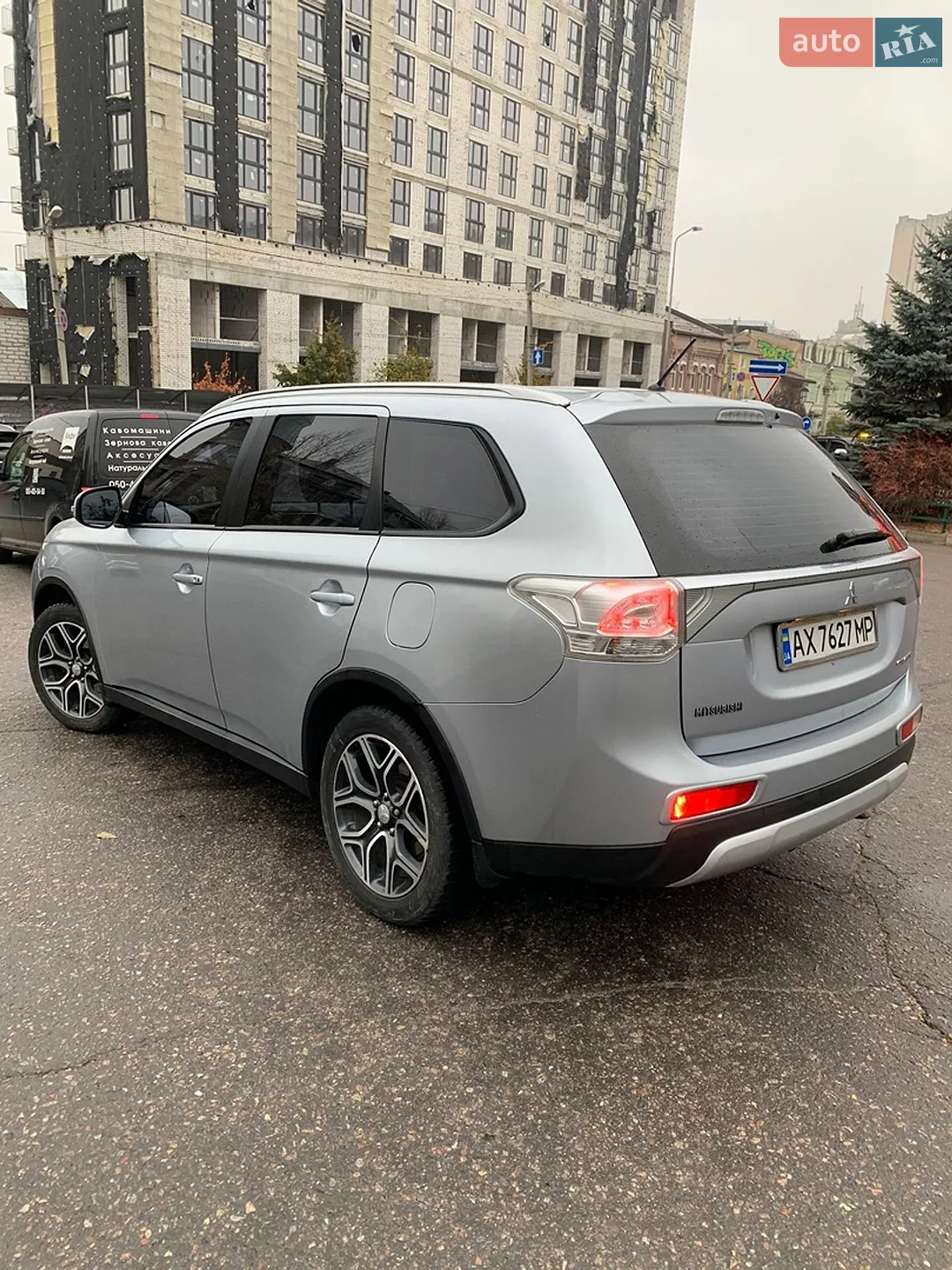 2014 Mitsubishi Outlander - мініатюра 6