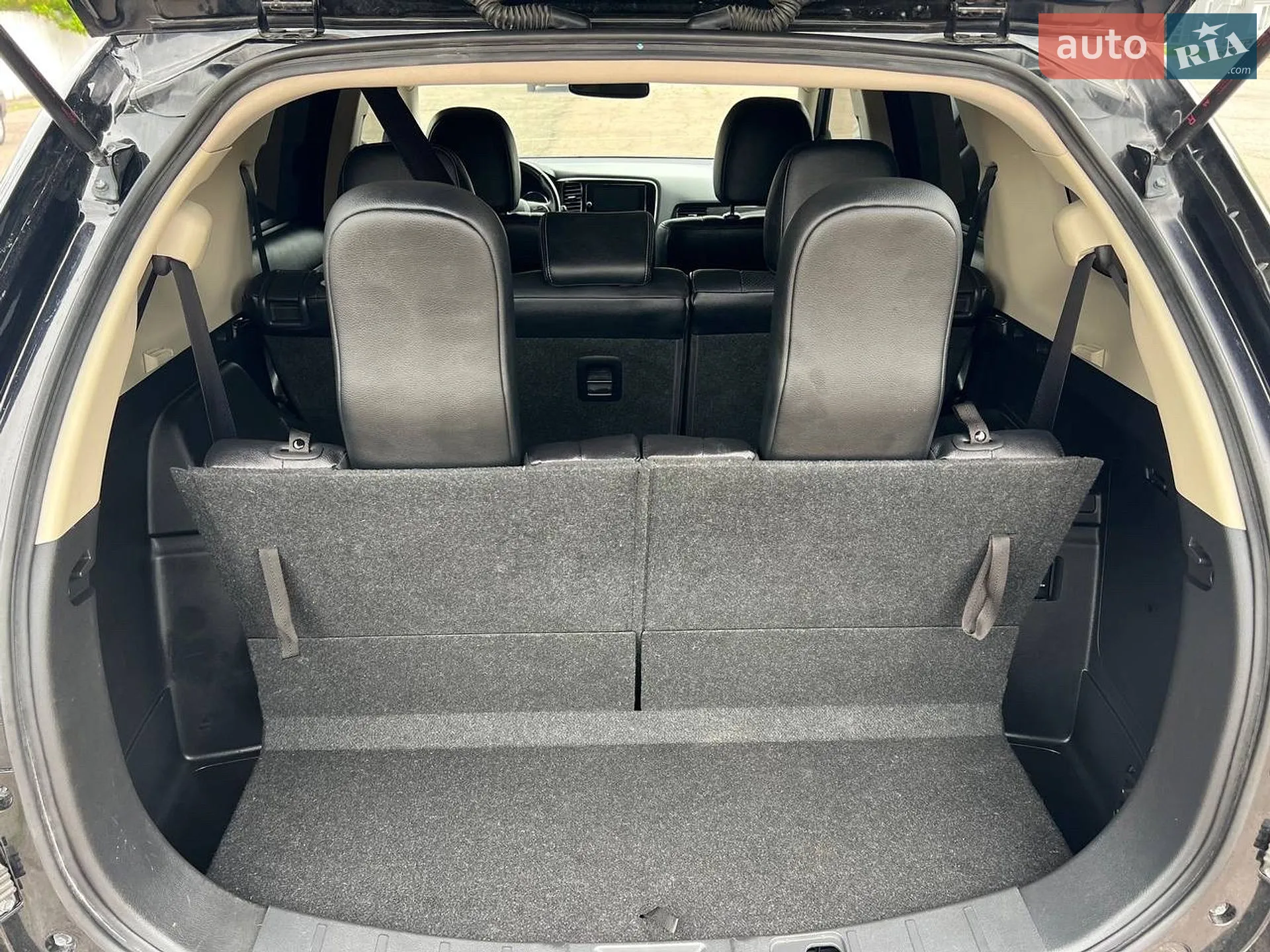 2017 Mitsubishi Outlander - мініатюра 14