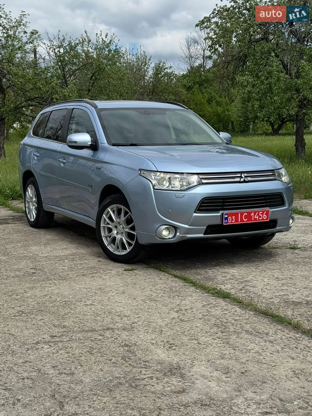 2014 Mitsubishi Outlander - мініатюра 2