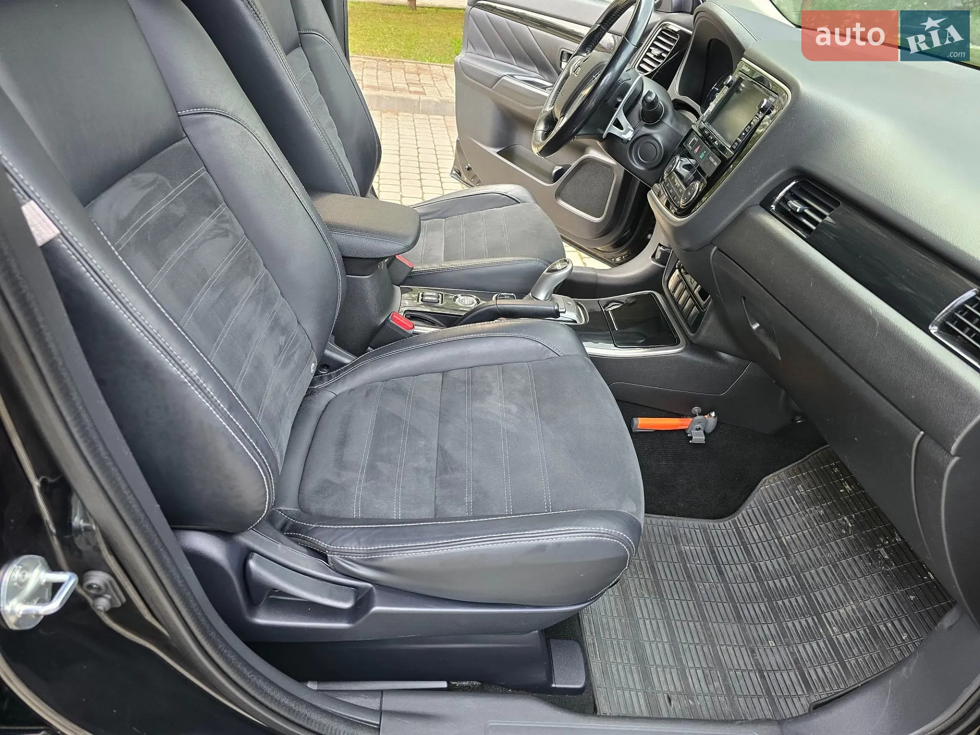 2015 Mitsubishi Outlander - мініатюра 17