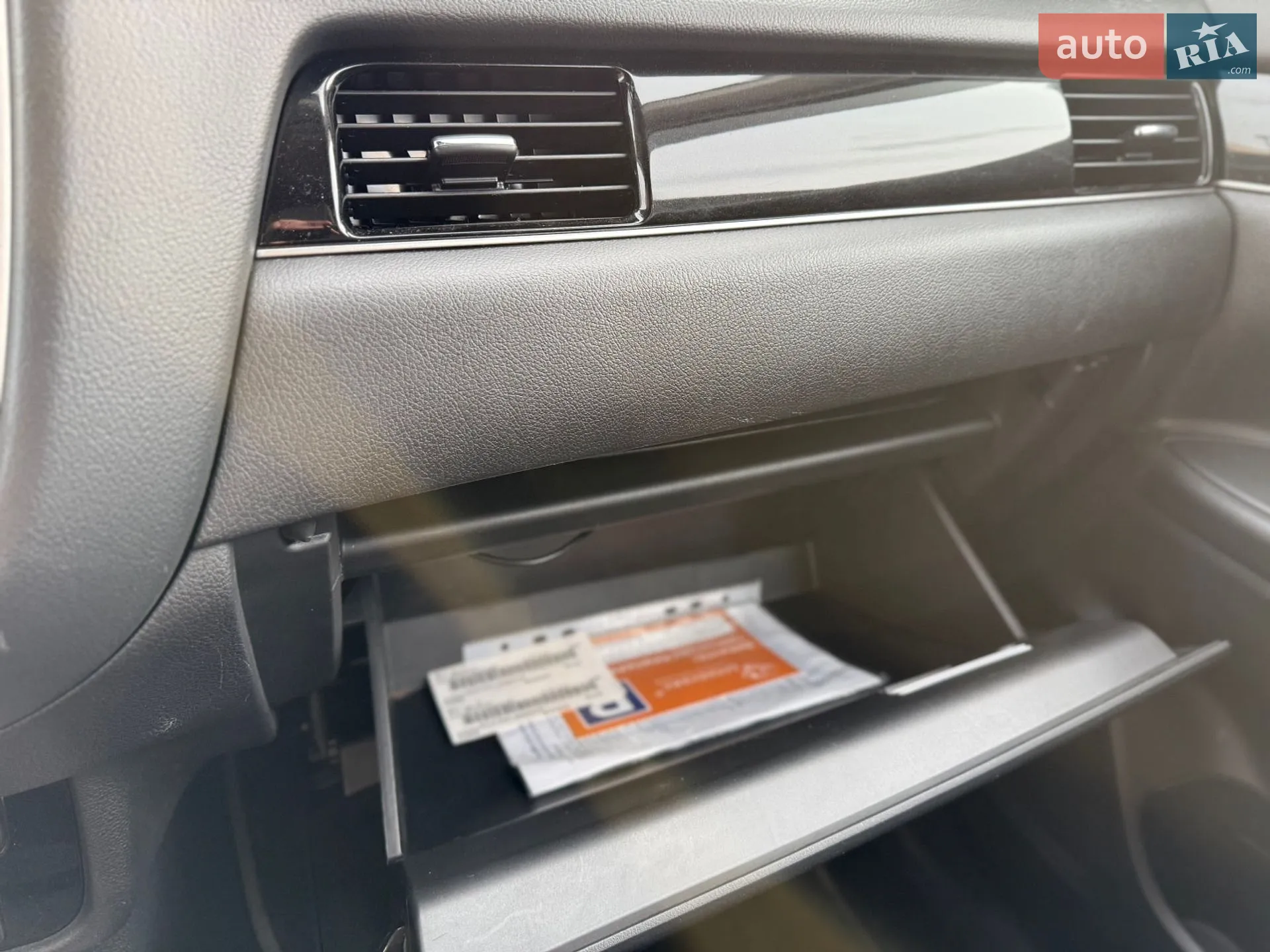 2019 Mitsubishi Outlander - мініатюра 26