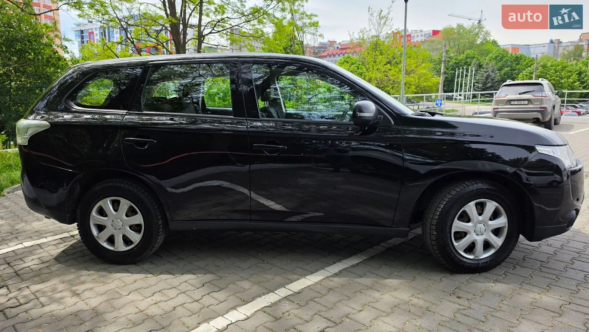 2012 Mitsubishi Outlander - мініатюра 7