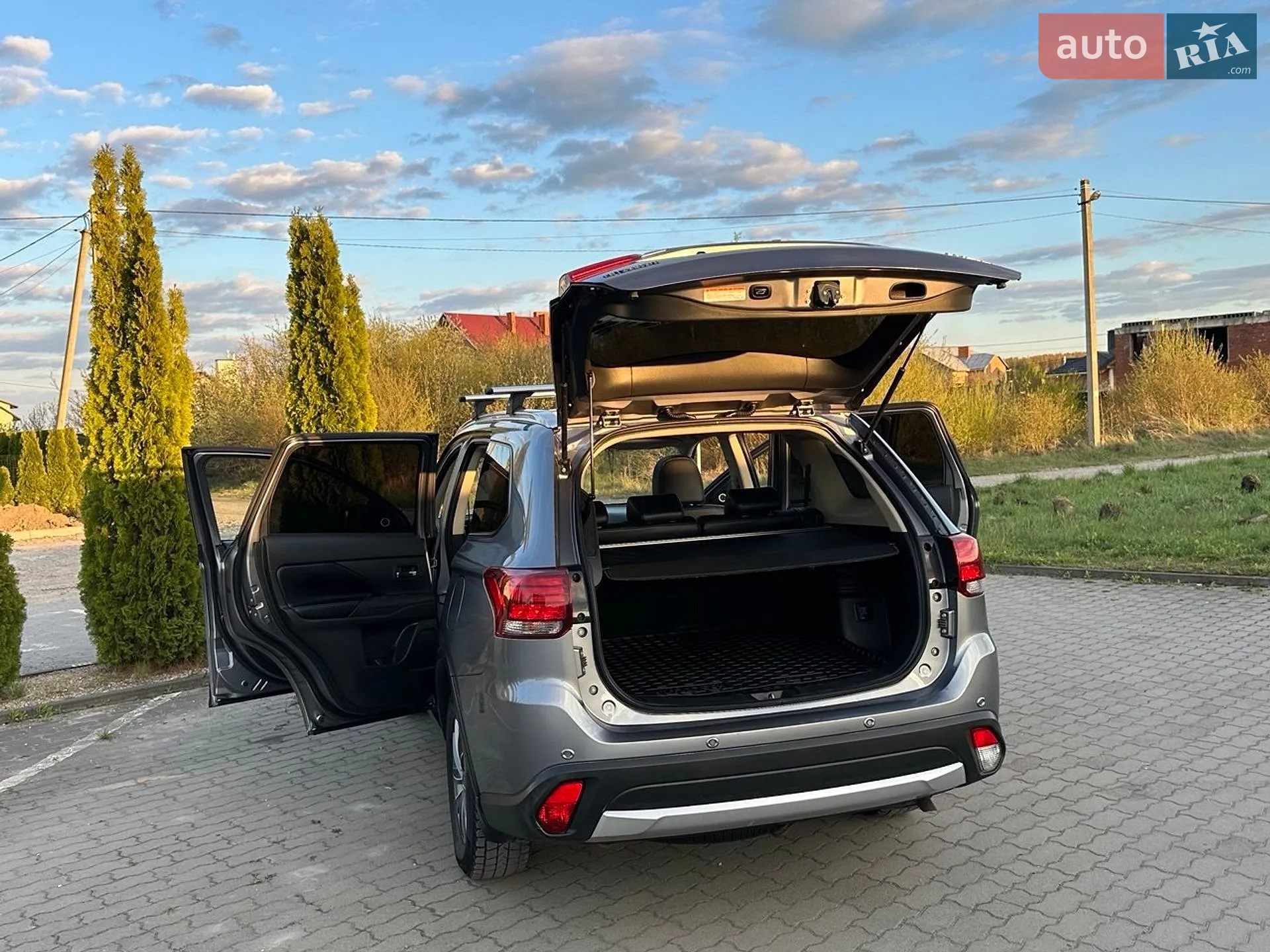 2017 Mitsubishi Outlander - мініатюра 23