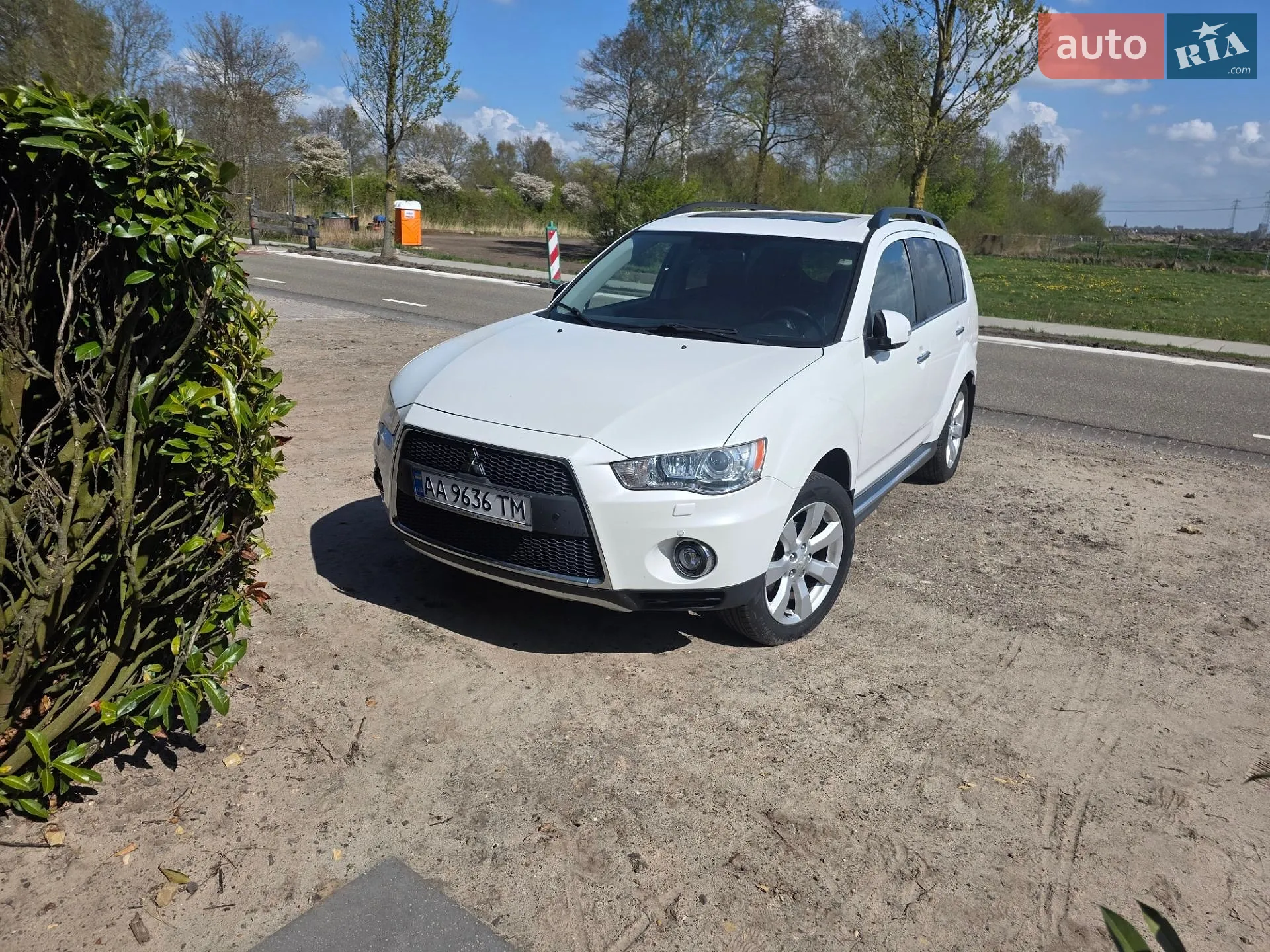 2011 Mitsubishi Outlander - мініатюра 2