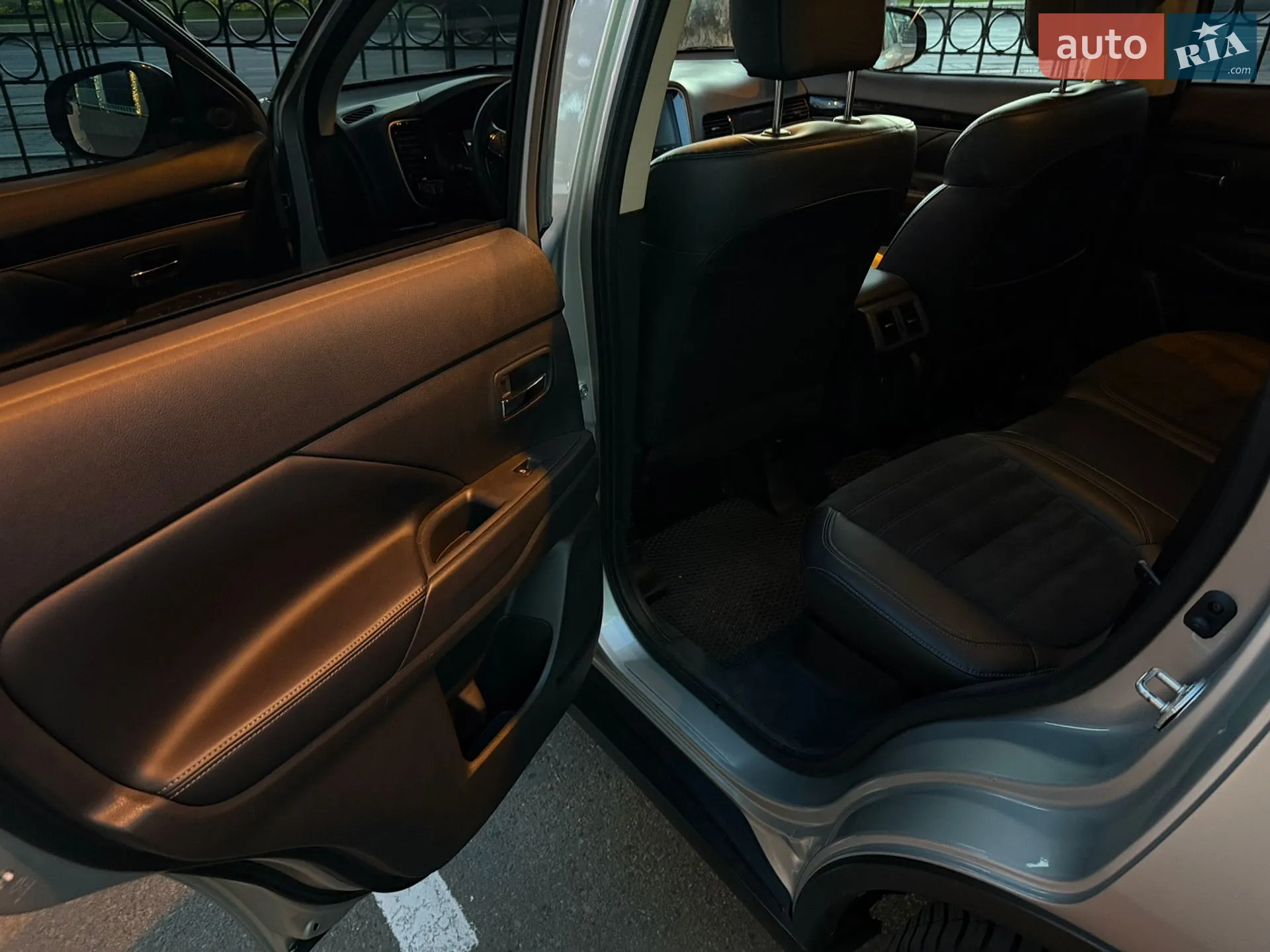2019 Mitsubishi Outlander - мініатюра 18