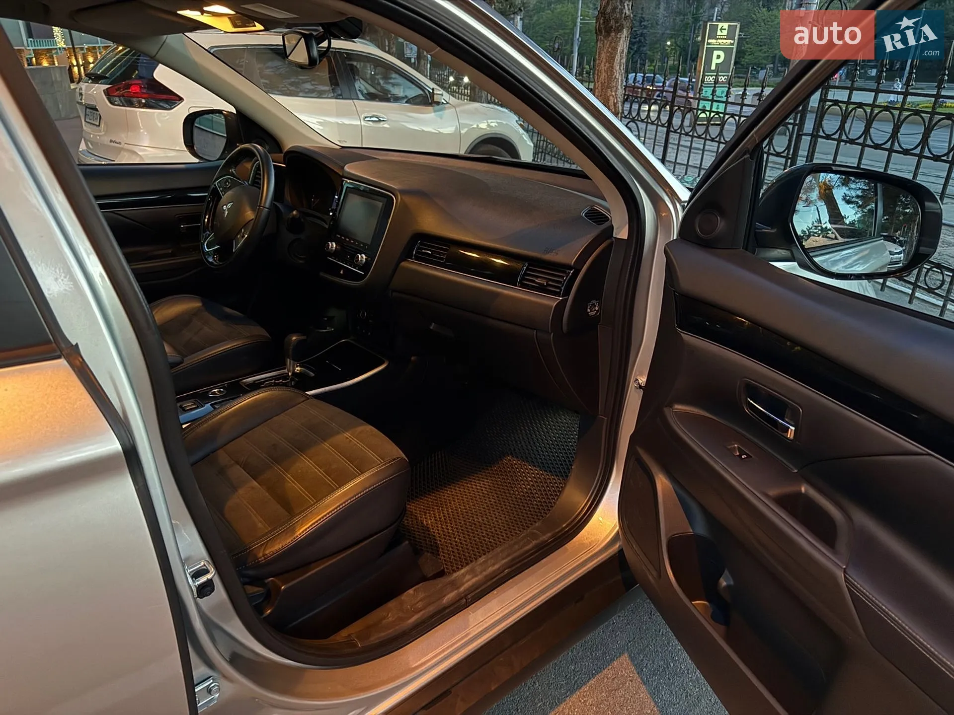 2019 Mitsubishi Outlander - мініатюра 23