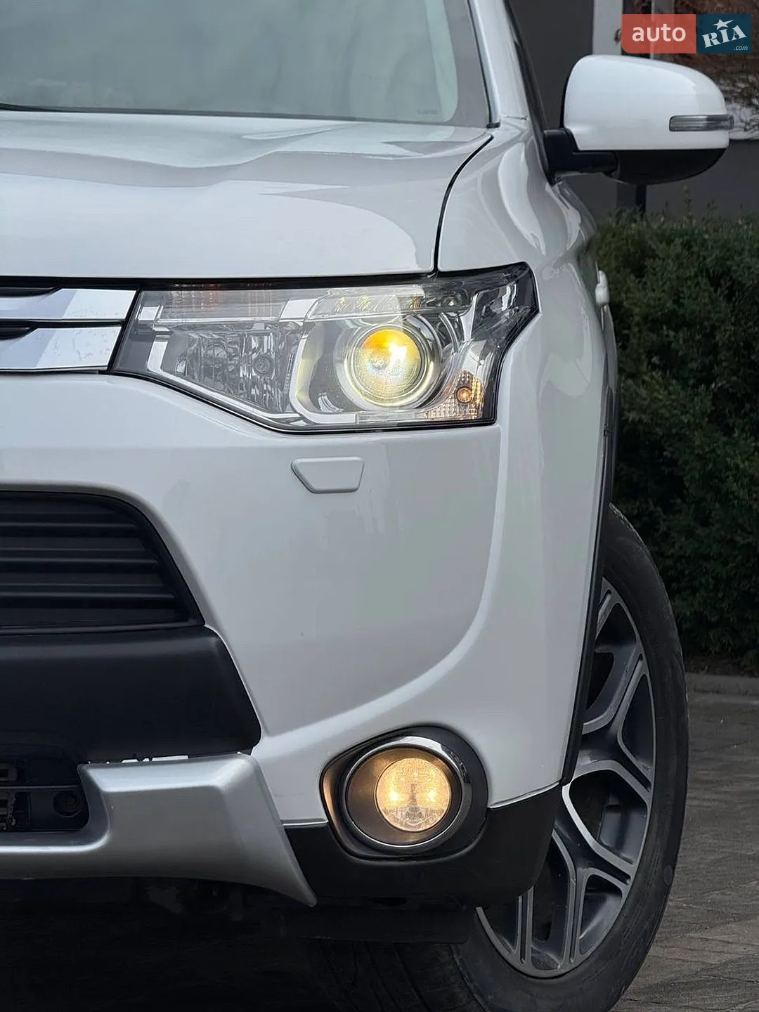 2014 Mitsubishi Outlander - мініатюра 11