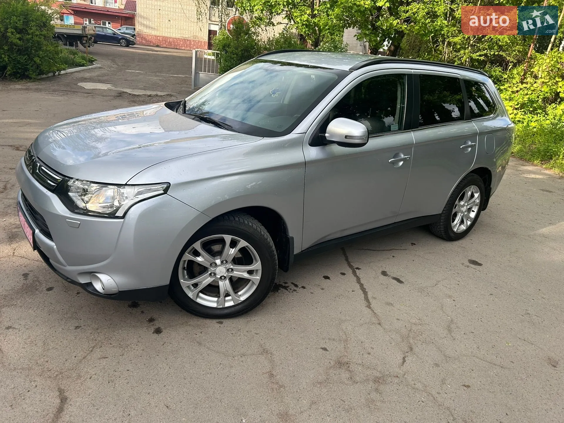 2013 Mitsubishi Outlander - мініатюра 10